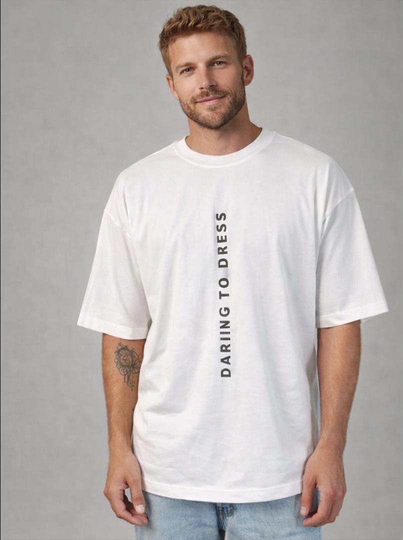 Camiseta oversized Vistaraw BOX Suedine offwhite, estilo casual, com tecido suave e corte amplo.