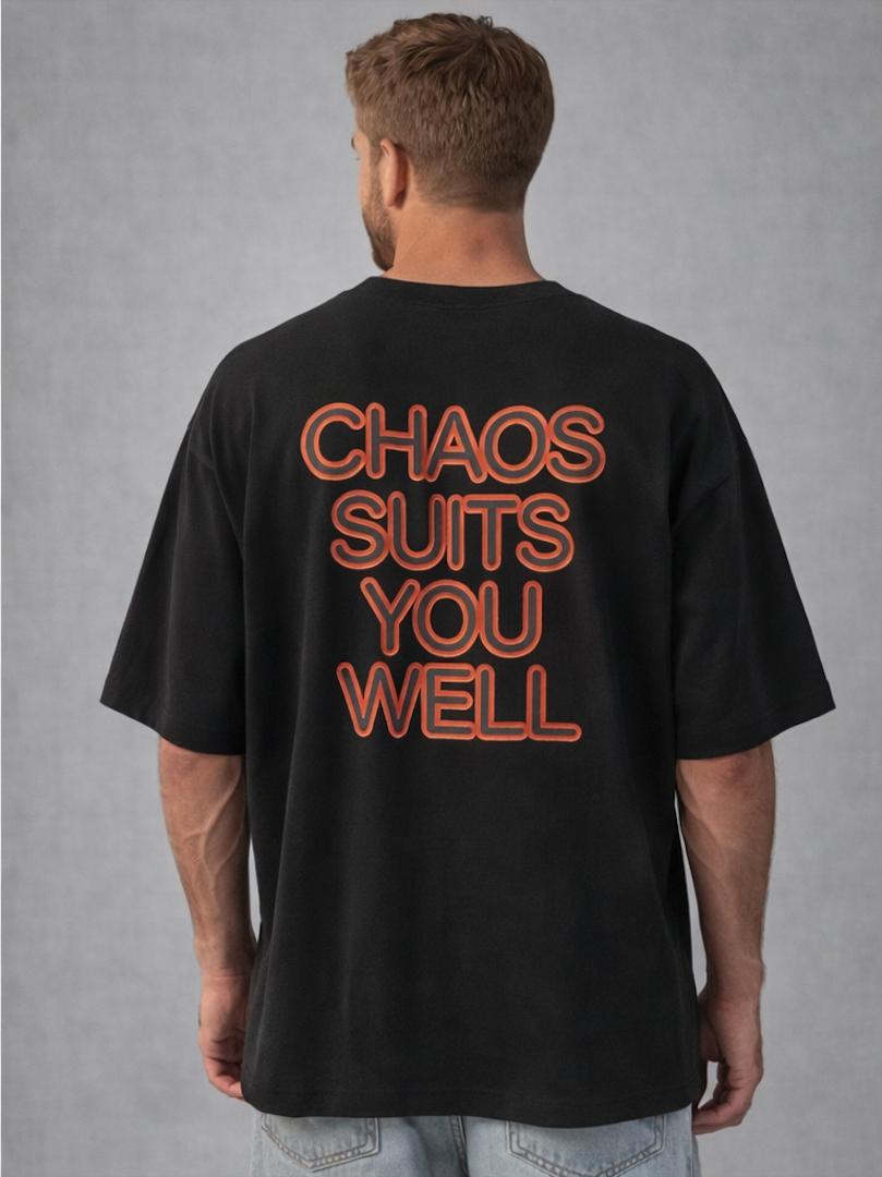 Camiseta oversized BOX Suedine preta da Fabrica 77, vista frontal, com detalhes de costura e tecido suave.